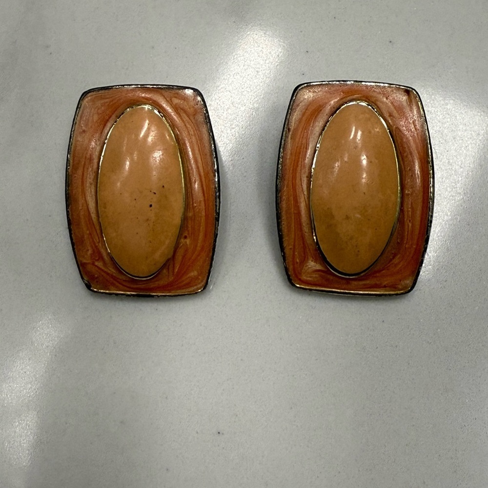 Vintage Rectangular Peach Clip‎ on Earrings